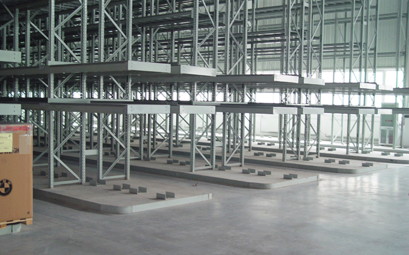 窄巷道（dào）重型貨架